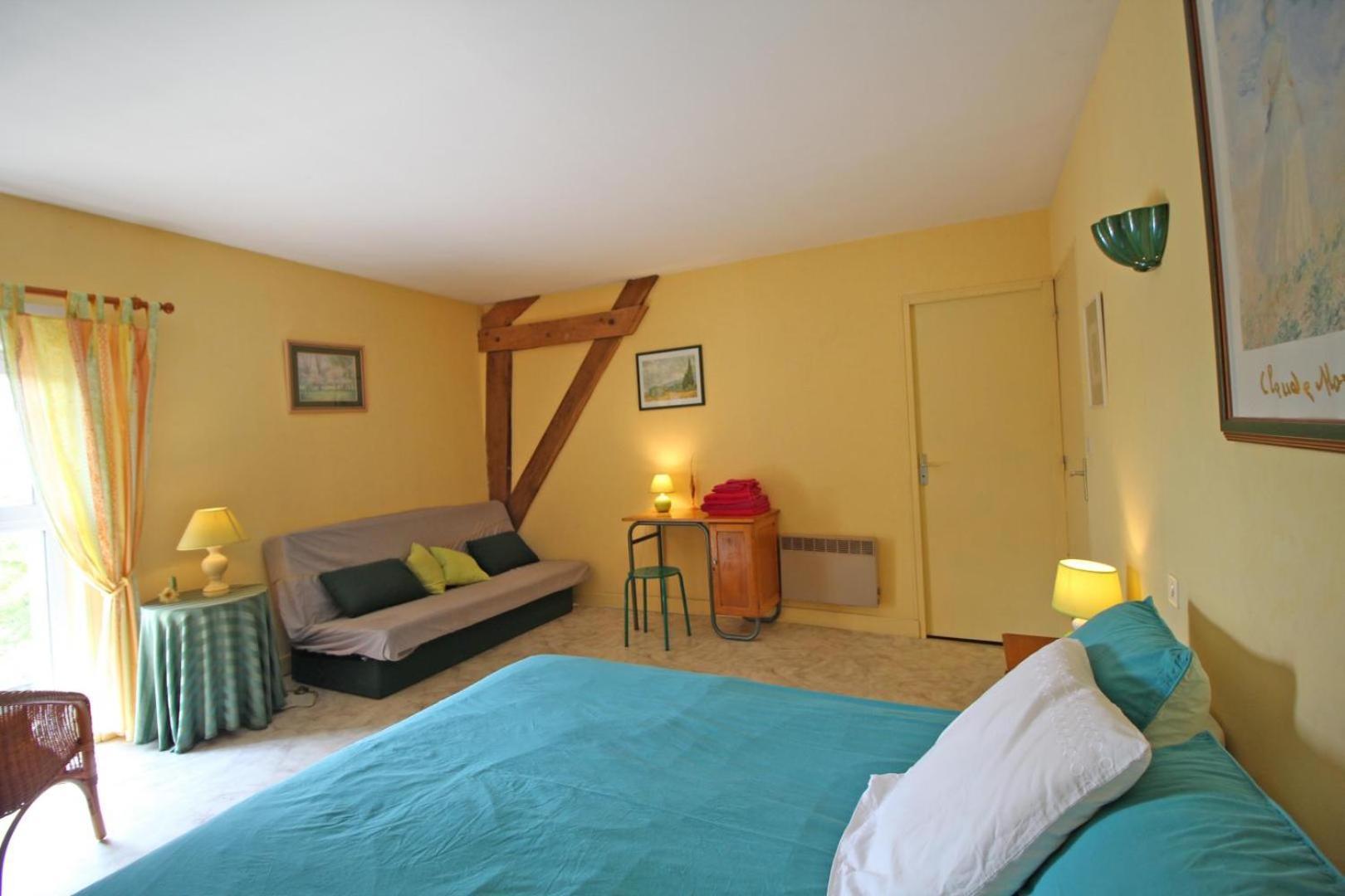 Bed and Breakfast Chez Doussaud à Bessines-sur-Gartempe Extérieur photo
