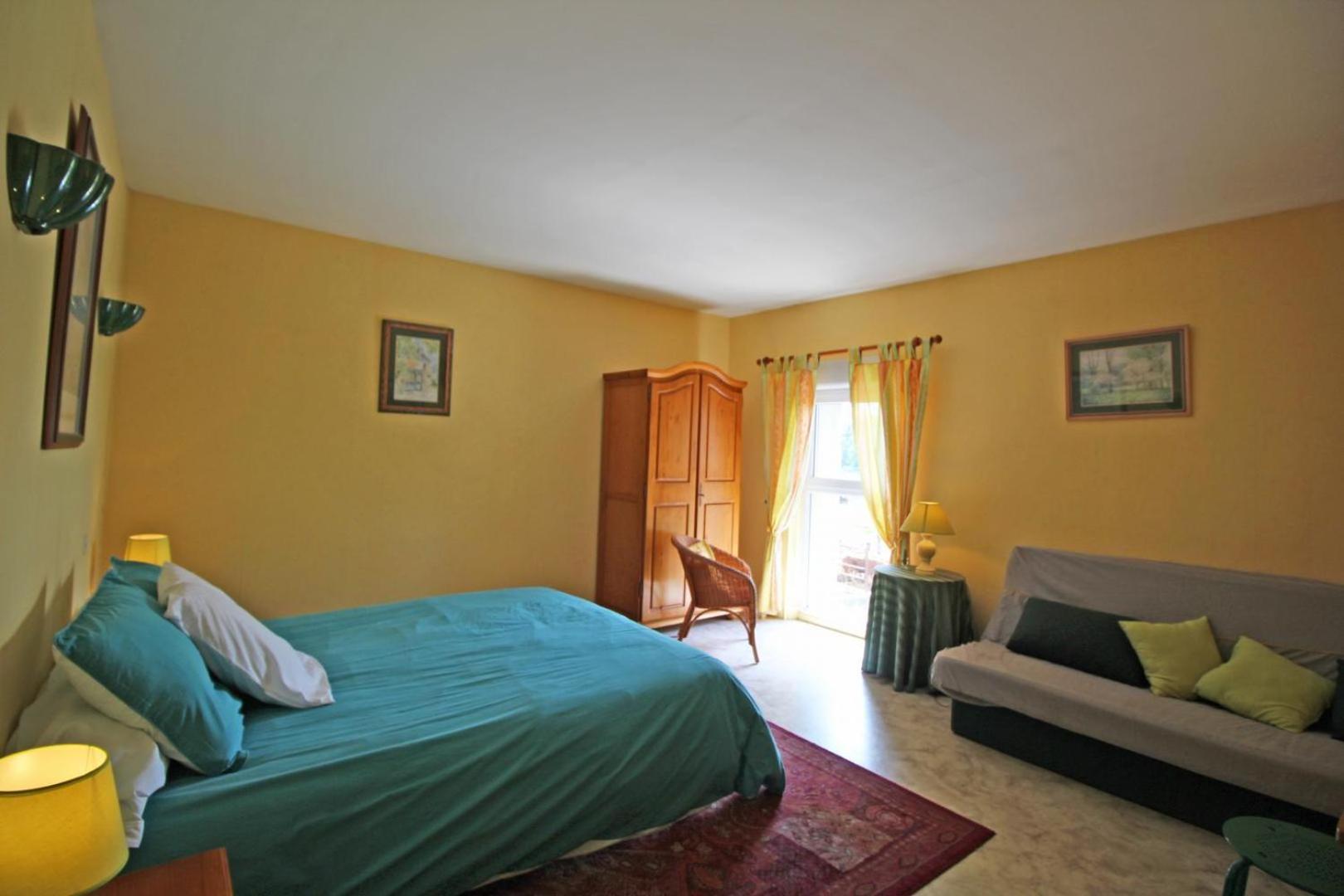 Bed and Breakfast Chez Doussaud à Bessines-sur-Gartempe Extérieur photo