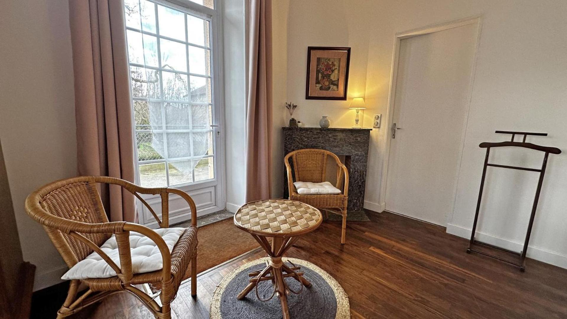 Bed and Breakfast Chez Doussaud à Bessines-sur-Gartempe Extérieur photo